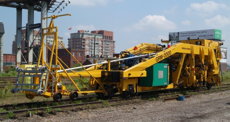 Plasser American Donates GRM2000 To Penn State – Altoona Railroad Engineering Program